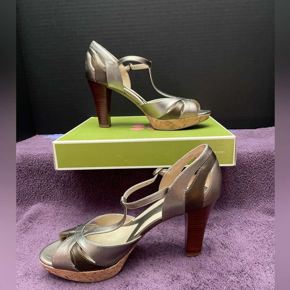 Naturalizer Katrina Multi-Metallic Platform T-Str… - image 2